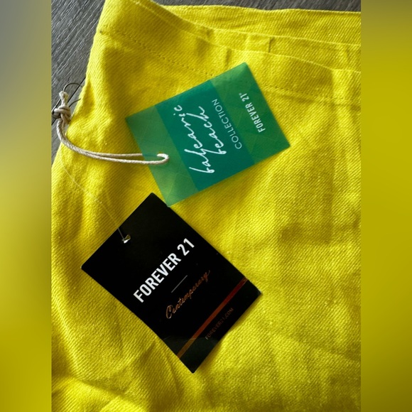 LAST PRICE🍒🤍 FOREVER 21 skirt/shorts 💛 - Picture 6 of 8